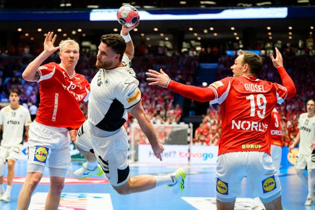 Herning Handball EM 2026 Final Denmark Germany from left Denmark Magnus Saugstrup Jensen, Johannes Golla Germany , Denmark Mathias Gidsel Herning Jyske Bank Boxing Denmark