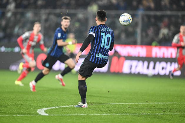 Lautaro Martinez of Inter FC in action during the Italian Serie A football match between US Cremonese and Inter FC on February 1, 2026 at Giuseppe Meazza San Siro Siro stadium in Milan, Italy. Photo Tiziano Ballabio  Copyright: xTizianoxBallabio IPAxSportx xipa-agency.netx xx IPA_70851853 IPA_Agency_IPA70851853