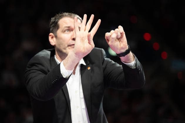 Head Coach Ty Harrelson Rathiopharm Ulm gives hand signal, FC Bayern Basketball vs Ratiopharm Ulm, BBL, 18 Matchday, 01 02 2026 Munich Bavaria Germany Copyright: xkolbert-press UlrichxGamelx