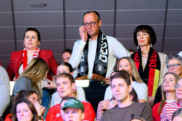 Herning Handball EM 2026 Final Denmark Germany Chancellor Friedrich Merz Herning Jyske Bank Boxing Denmark