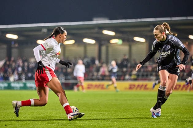 01 02 2026, GER, Womens Soccer, BL, 2025 2026, RB Leipzig Eintracht Frankfurt Lisa Baum 11, RB Leipzig , Action, with ball, move towards penalty area Leipzig Training Center of the Red Bull Saxony Germany