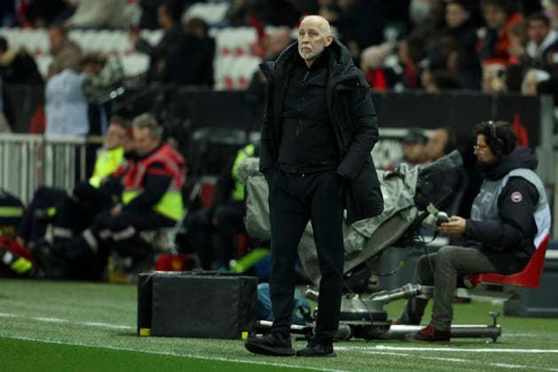 Nice v Stade Brestois 29 - Ligue 1 McDonald s 2025 2026 Eric Roy, Head Coach of Stade Brestois 29 on the side line during the Ligue 1 McDonald s match between Nice and Brest at Allianz Riviera on February 1, 2026 in Nice, France. WARNING! This Photograph May Only Be Used For Newspaper And Or Magazine Editorial Purposes. May Not Be Used For Publications Involving 1 player, 1 Club Or 1 Competition Without Written Authorisation From Football DataCo Ltd. For Any Queries, Please Contact Football DataCo Ltd on +44 (0) 207 864 9121 Nice Allianz Riviera South-Eastern France France Copyright: xAllstarxPicturexLibraryxLtdx