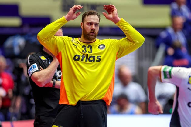 01 02 2026, Handball, Men s EHF EURO 2026, Germany Denmark, Jyske Bank Boxing in Herning, Final Andreas Wolff Germany 33 gesticulating on the pitch disappointed disappointment Denmark