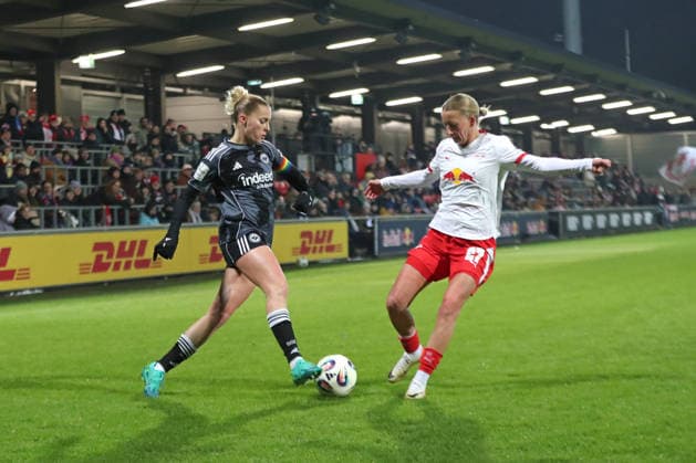 Google Pixel Women Bundesliga, RB Leipzig Eintracht Frankfurt 01 02 2026 Laura Freigang 10, Eintracht Frankfurt vs Marlene Müller 27, RB Leipzig Soccer, Google Pixel Women Bundesliga, Season 2025 2026, Matchday 16 RB Leipzig vs SG Eintracht Frankfurt on 01 02 2026, Training Center Cottaweg, Leipzig DFB REGULATIONS PROHIBIT ANY USE OF PHOTOGRAPHS AS IMAGE SEQUENCES AND OR QUASI VIDEO Copyright: xBEAUTIFULxSPORTS JanxKaeferx