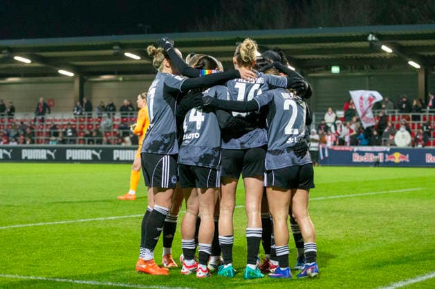 GER, Leipzig, Football, Google Pixel Womens Bundesliga, Matchday 16, RB Leipzig vs Eintracht Frankfurt im Bild v l Frankfurt Torjubel, 01 02 2025, RB Leipzig Training Akademie Cottaweg Leipzig DFB REGULATIONS PROHIBIT ANY USE OF PHOTOGRAPHS AS IMAGE SEQUENCES AND OR QUASI VIDEO, Copyright: HMBxMedia PaulxFritz