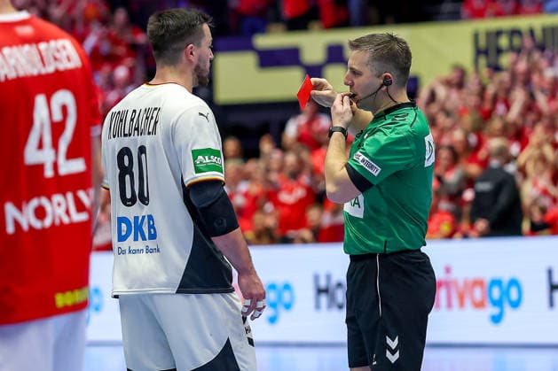 01 02 2026, Handball, Men s EHF EURO 2026, Germany Denmark, Jyske Bank Boxen in Herning, Final Red card after foul on Mads Hoxer Hangaard Denmark 38 for Jannik Kohlbacher Germany 80 Denmark