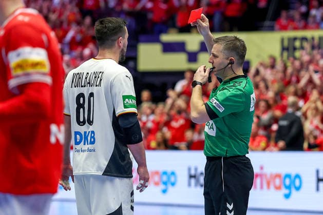 01 02 2026, Handball, Men s EHF EURO 2026, Germany Denmark, Jyske Bank Boxen in Herning, Final Red card after foul on Mads Hoxer Hangaard Denmark 38 for Jannik Kohlbacher Germany 80 Denmark