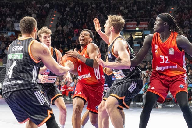 Xavier Rathan Mayes 4 FC Bayern Basketball we attack, FC Bayern Basketball vs Ratiopharm Ulm, BBL, 18 Matchday, 01 02 2026 Munich Bavaria Germany Copyright: xkolbert-press UlrichxGamelx