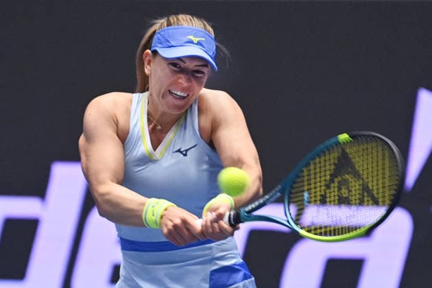 Dalma Galfi of Hungary returns a ball to Tereza Martincova of Czech Republic during the WTA, Tennis Damen women s tennis tournament Ostrava Open match on February 1, 2026, in Ostrava, Czech Republic. (CTKxPhoto JaroslavxOzana) CTKPhotoP2026020105879  CTKPhotoP2026020105879
