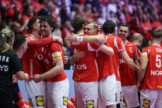 Denmark v Germany - Men s EHF EURO 2026 Final Team Denmark celebrate after the Men s EHF EURO 2026 Final match between Denmark and Germany at Jyske Bank Boxen on February 1, 2026 in Herning, Denmark.  SanjinxStrukic PIXSELL