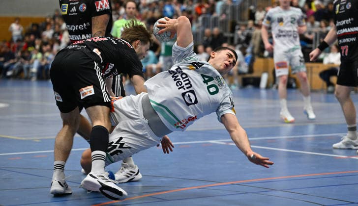 01 02 2026 Handball season 2025 2026 Test match friendly HC Erlangen HCE Frisch Auf Göppingen xwoxzix Christopher Bissel 21, HC Erlangen HCE Elias Newel 40, Frisch Auf Göppingen
