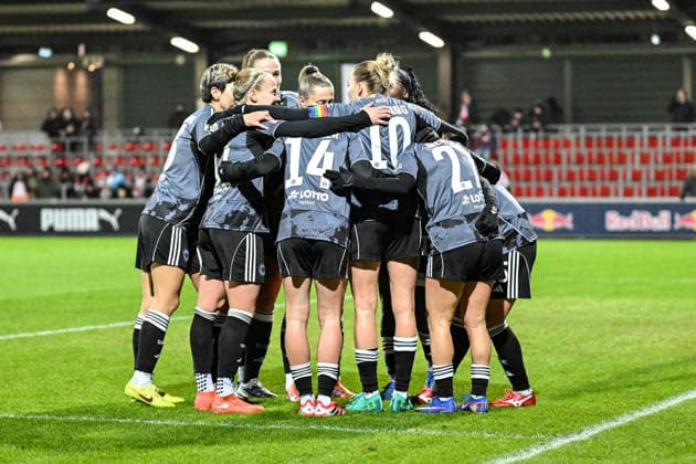 Soccer I Women I Season 2025 2026 I Bundesliga I 16 Matchday I RB Leipzig Eintracht Frankfurt I 01 02 2026 Goal celebration Laura Freigang 10, Eintracht Frankfurt cheers with the team Leipzig RB Training Center, Cottaweg 7 Saxony Germany Copyright: xLobeca InesxHähnelx