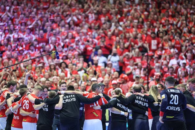 Denmark v Germany - Men s EHF EURO 2026 Final Team Denmark celebrate after the Men s EHF EURO 2026 Final match between Denmark and Germany at Jyske Bank Boxen on February 1, 2026 in Herning, Denmark.  SanjinxStrukic PIXSELL