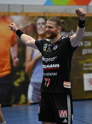 01 02 2026 Handball season 2025 2026 Test match friendly HC Erlangen HCE Frisch Auf Göppingen xwoxzix Maciej Gebala 77, HC Erlangen HCE clenches fists cheers joy