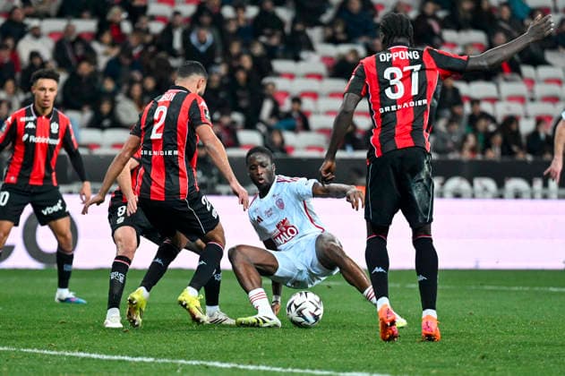 FOOTBALL : Nice (OGCN) vs Brest (SB29) - ligue 1 - 1 2 26 Brest™s defender 44 S. Coulibaly during the French L1 2025-2026 season football match between Nice (OGCN) and Brest (SB) at Allianz Riviera stadium of Nice, south France, on February 1, 2026. NICEFrance  Copyright: xFredericxDIDESx