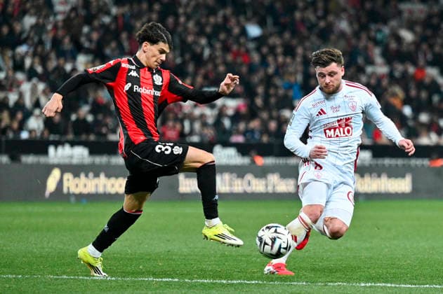 FOOTBALL : Nice (OGCN) vs Brest (SB29) - ligue 1 - 1 2 26 Boudache Kail and Brest s midfielder 8 H. Magnetti during the French L1 2025-2026 season football match between Nice (OGCN) and Brest (SB) at Allianz Riviera stadium of Nice, south France, on February 1, 2026. NICEFrance  Copyright: xFredericxDIDESx