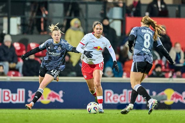 01 02 2026, GER, Womens Soccer, BL, 2025 2026, RB Leipzig Eintracht Frankfurt Lisa Baum 11, RB Leipzig , free position, action, with ball, dribbles past opponents Leipzig Training Center of the Red Bull Saxony Germany