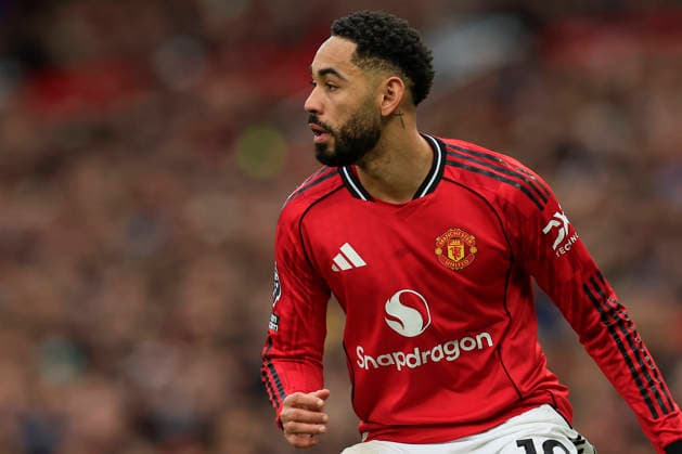 Manchester United, ManU v Fulham, Premier League Matheus Cunha (10) of Manchester United during the Premier League match between Manchester United and Fulham at Old Trafford, Manchester, UK on 1 February 2026. Manchester Old Trafford Greater Manchester UK Editorial use only DataCo restrictions apply See www.football-dataco.com , Copyright: xConorxMolloyx PSI-23668-0179