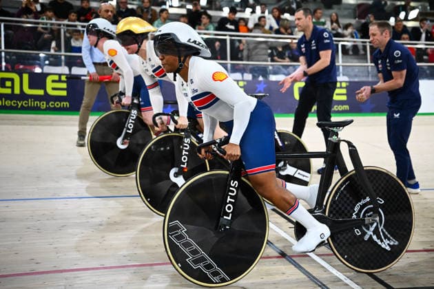 2026 UEC Track Elite European Championships Picture by Olly Hassell SWpix.com - 01 02 2026 - Cycling - 2026 UEC Track Elite European Championships - Konya Velodrome, Konya, Türkiye - Women s Team Sprint First Round - Rhianna Parris-Smith (Great Britain), Sophie Capewell (Great Britain), Lowri Thomas (Great Britain) Copyright: x xSWpix.comx(t axPhotographyxHubxLtd)xOllyxHassell SWpix.comx SWP-3177-0129