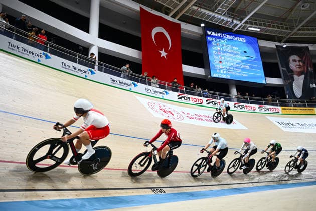 2026 UEC Track Elite European Championships Picture by Olly Hassell SWpix.com - 01 02 2026 - Cycling - 2026 UEC Track Elite European Championships - Konya Velodrome, Konya, Türkiye - Women s Scratch Race Final - Laura Auerbach-Lind (Denmark) Copyright: x xSWpix.comx(t axPhotographyxHubxLtd)xOllyxHassell SWpix.comx SWP-3177-0132
