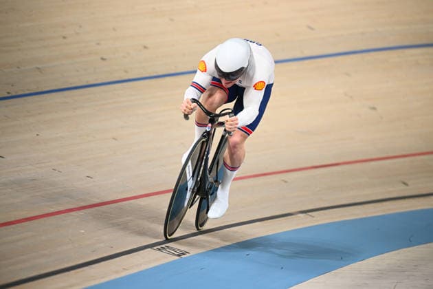 2026 UEC Track Elite European Championships Picture by Olly Hassell SWpix.com - 01 02 2026 - Cycling - 2026 UEC Track Elite European Championships - Konya Velodrome, Konya, Türkiye - Men s Team Sprint First Round - Matthew Richardson (Great Britain) Copyright: x xSWpix.comx(t axPhotographyxHubxLtd)xOllyxHassell SWpix.comx SWP-3177-0155
