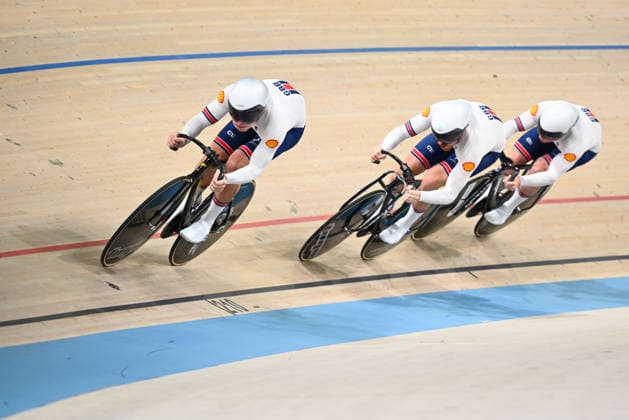 2026 UEC Track Elite European Championships Picture by Olly Hassell SWpix.com - 01 02 2026 - Cycling - 2026 UEC Track Elite European Championships - Konya Velodrome, Konya, Türkiye - Men s Team Sprint First Round - Harry Radford (Great Britain), Joe Truman (Great Britain), Matthew Richardson (Great Britain) Copyright: x xSWpix.comx(t axPhotographyxHubxLtd)xOllyxHassell SWpix.comx SWP-3177-0156