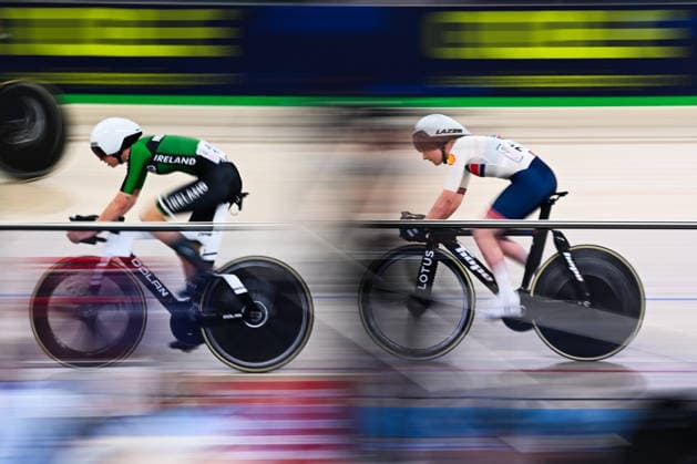 2026 UEC Track Elite European Championships Picture by Olly Hassell SWpix.com - 01 02 2026 - Cycling - 2026 UEC Track Elite European Championships - Konya Velodrome, Konya, Türkiye - Women s Scratch Race Final - Emma Jeffers (Ireland), Imogen Wolff (Great Britain) Copyright: x xSWpix.comx(t axPhotographyxHubxLtd)xOllyxHassell SWpix.comx SWP-3177-0158