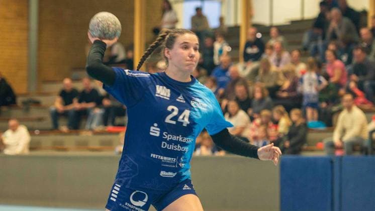 2 Handball Bundesliga Women TuS Lintfort HL Buchholz Rosengarten FOR EDITORIAL PURPOSES ONLY p Svenja Rottwinkel, TuS Lintfort, at the 2 Handball Bundesliga Womens match on Sunday, 01 02 2026, between TuS Lintfort and HL Buchholz Rosengarten, in Kamp Lintfort Germany NRW Kamp Lintfort Copyright ChristianxCreon Copyright: ChristianxCreon doc84e29pk5bhihq4u0hx5 ,EDITORIAL USE ONLY Copyright: ChristianxCreon