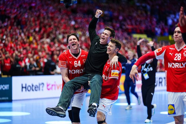 Denmark cheers after victory at the end of the match DEN, Denmark vs Germany, Handball, EHF European Championship 2026, Final, 01 02 2026 DEN, Denmark vs Germany, Handball, EHF European Championship 2026, Final, 01 02 2026 Herning Copyright: xEibner-Pressefoto MarcelxvonxFehrnx EP_MFN