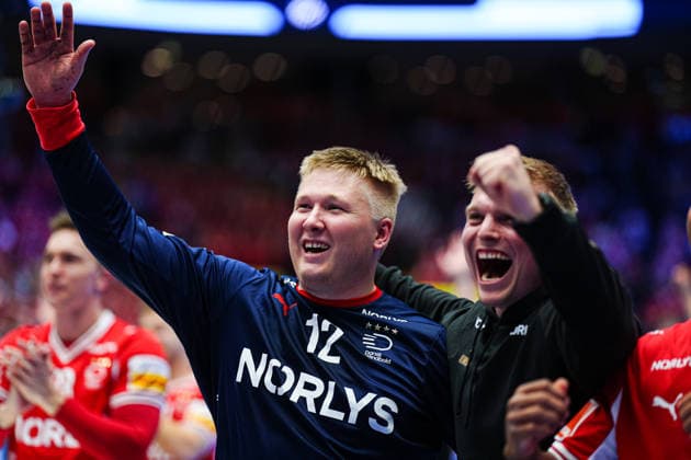 Denmark cheers after victory at the end of the match DEN, Denmark vs Germany, Handball, EHF European Championship 2026, Final, 01 02 2026 DEN, Denmark vs Germany, Handball, EHF European Championship 2026, Final, 01 02 2026 Herning Copyright: xEibner-Pressefoto MarcelxvonxFehrnx EP_MFN