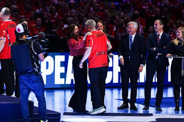 Queen Mary of Denmark presents medals DEN, Denmark vs Germany, Handball, EHF European Championship 2026, Final, 01 02 2026 DEN, Denmark vs Germany, Handball, EHF European Championship 2026, Final, 01 02 2026 Herning Copyright: xEibner-Pressefoto MarcelxvonxFehrnx EP_MFN
