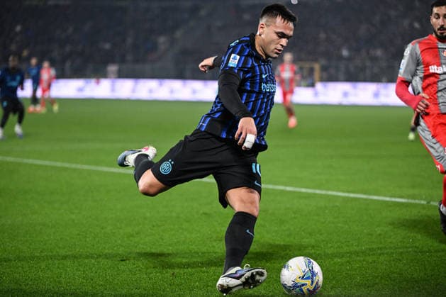 CALCIO - Serie A - US Cremonese vs Inter - FC Internazionale Lautaro Martinez of Inter FC in action during the Italian Serie A football match between US Cremonese and Inter FC on February 1, 2026 at Giuseppe Meazza San Siro Siro stadium in Milan, Italy. Photo Tiziano Ballabio Cremona Italy  Copyright: xIPAxSport ABACAx