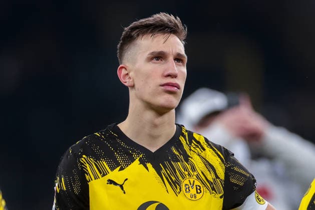 01.02.2026, 1. Bundesliga, 20. Spieltag, Borussia Dortmund - 1. FC Heidenheim, Nico Schlotterbeck (Borussia Dortmund) atmet tief durch, Dortmund Signal Iduna Park NRW Deutschland xRHR-FOTO DEx *** 01 02 2026, 1 Bundesliga, Matchday 20, Borussia Dortmund 1 FC Heidenheim, Nico Schlotterbeck Borussia Dortmund takes a deep breath, Dortmund Signal Iduna Park NRW Germany xRHR PHOTO DEx Copyright: DennisxEwert RHR-FOTOx RHR-FOTO DE