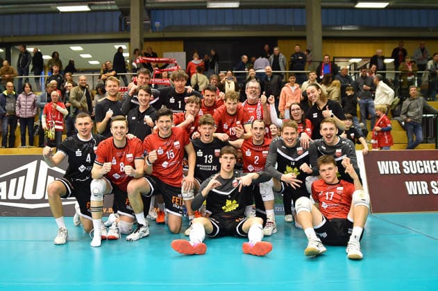 TV Rottenburg celebrates its second win in a weekend TV Rottenburg vs VC Juniors Frankfurt, Volleyball, 2 Bundesliga Sued, 17 Matchday, Match 5676, Season 2025 2026, 01 02 2026, TV Rottenburg vs VC Juniors Frankfurt, Volleyball, 2 Bundesliga Sued, 17 Matchday, Match 5676, Season 2025 2026, 01 02 2026 Rottenburg Copyright: xEibner-Pressefoto RalphxKunzex EP_RKE