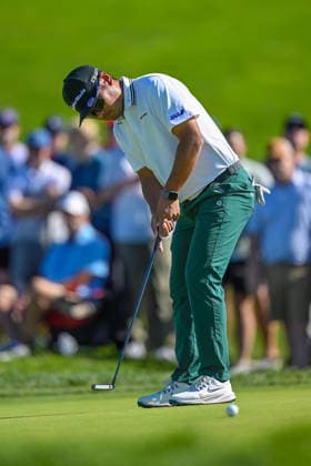 February 01, 2026: Rio Hisatsune putts on the 5th hole during the final round of the Farmers Insurance Open on Torrey Pines South Course in San Diego, California. CSM San Diego USA - ZUMAc04_ 20260201_zma_c04_062 Copyright: xJustinxFinex
