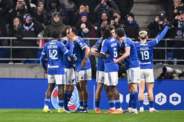RC Strasbourg Alsace v Paris Saint-Germain - Ligue 1 McDonald s 2025 2026 22 Guela DOUE (rcsa) during the Ligue 1 McDonald s match between Strasbourg and Paris SG at Stade de la Meinau on February 1, 2026 in Strasbourg, France. Strasbourg France  Copyright: xFEPx 776348271