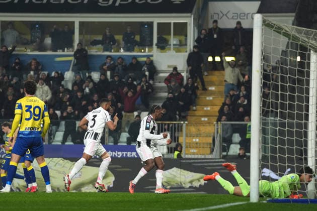 Juventus™ Bremer celebrates after scoring the 1-0 goal for his team during the Serie A soccer match between Parma and Juventus at Ennio Tardini Stadium in Parma, North Italy, Sunday, February 1, 2026. Soccer  Copyright: xMassimoxPaolone LaPressex