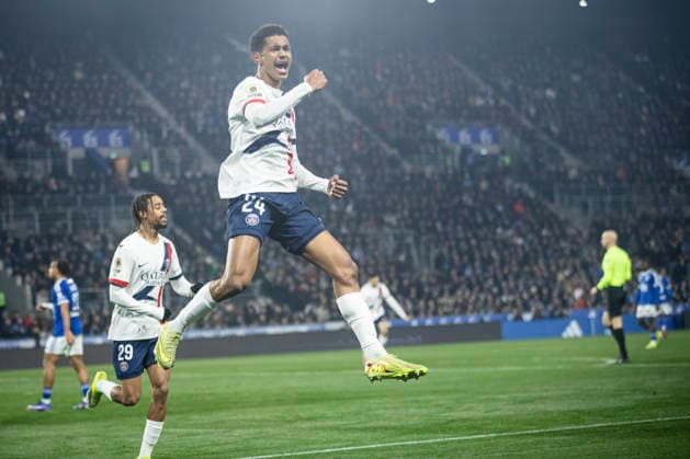 FOOTBALL: Ligue 1 Racing Strasbourg (RCS) vs Paris Saint Germain (PSG) - 01 02 2026 Stade de la Meinau. Strasbourg - France Joie des joueurs de l equipe de Paris Saint Germain (PSG) apres le but de Senny Mayulu 24 (PSG)  Copyright: xElyxandroxCEGARRAx