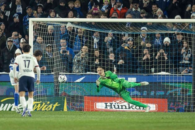 FOOTBALL: Ligue 1 Racing Strasbourg (RCS) vs Paris Saint Germain (PSG) - 01 02 2026 Stade de la Meinau. Strasbourg - France Matvey Safonov 39 (PSG) penalty arrÃªtÃ a Joaquin Panichelli 9 (RCS)  Copyright: xelyxandroxcegarrax