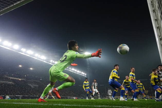 Juventus™ Bremer goal 0-1 during the Serie A soccer match between Parma and Juventus at Ennio Tardini Stadium in Parma, North Italy, Sunday, February 1, 2026. Soccer  Copyright: xMassimoxPaolone LaPressex