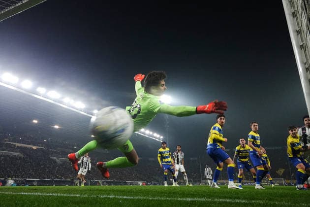 Juventus™ Bremer goal 0-1 during the Serie A soccer match between Parma and Juventus at Ennio Tardini Stadium in Parma, North Italy, Sunday, February 1, 2026. Soccer  Copyright: xMassimoxPaolone LaPressex