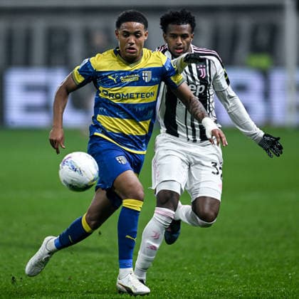 Mg Parma 01 02 2026 - campionato di calcio Serie A Parma-Juventus foto Matteo Gribaudi Image nella foto: Juan Cabal-Sascha Britschgi 