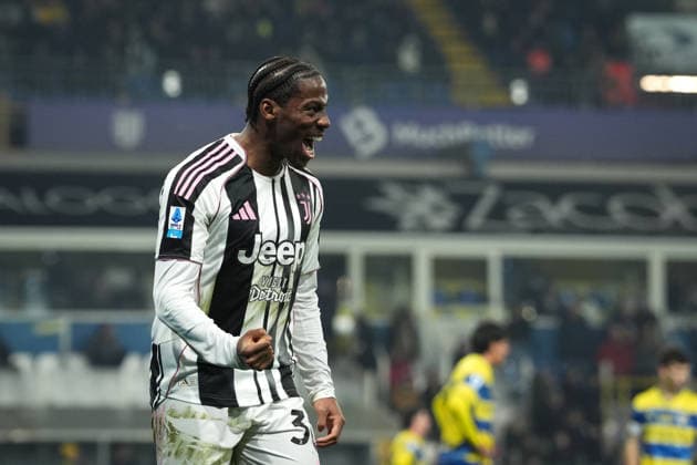 Juventus™ Jonathan David celebrates after scoring the 1-4 goal for his team during the Serie A soccer match between Parma and Juventus at Ennio Tardini Stadium in Parma, North Italy, Sunday, February 1, 2026. Soccer  Copyright: xMassimoxPaolone LaPressex