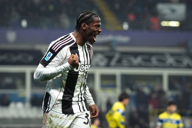 Juventus™ Jonathan David celebrates after scoring the 1-4 goal for his team during the Serie A soccer match between Parma and Juventus at Ennio Tardini Stadium in Parma, North Italy, Sunday, February 1, 2026. Soccer  Copyright: xMassimoxPaolone LaPressex