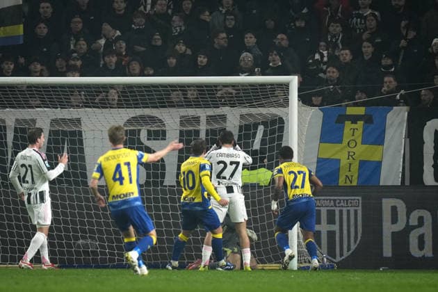 Juventus Andrea Cambiaso own goal 1-2 during the Serie A soccer match between Parma and Juventus at Ennio Tardini Stadium in Parma, North Italy, Sunday, February 1, 2026. Soccer  Copyright: xMassimoxPaolone LaPressex