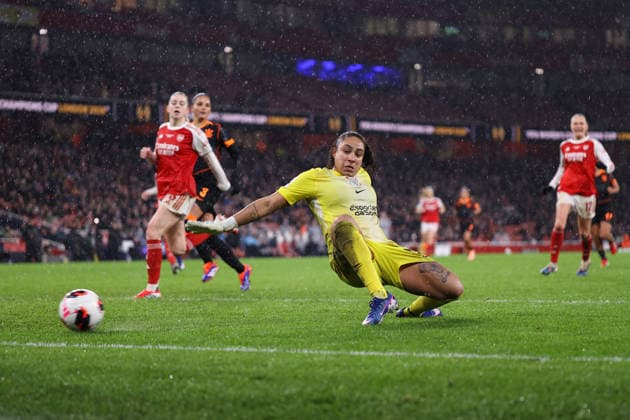 Arsenal gegen Corinthians 01. Februar 2026, London FIFA Womens Champions Cup Finale Arsenal gegen Corinthians Corinthians-Torhüterin Leticia kann einen Schuss nicht parieren, der zum dritten Arsenal-Tor führt Foto Jacques Feeney Abseits London UK  Copyright: xJacquesxFeeneyx xOffsidexOffside