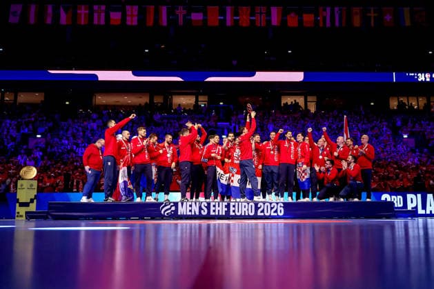 01 02 2026, Handball, Men s EHF EURO 2026, Germany Denmark, Jyske Bank Boxing in Herning, Final Denmark is European Champion The Croatian team celebrates the 3rd place cheering on the podium Denmark