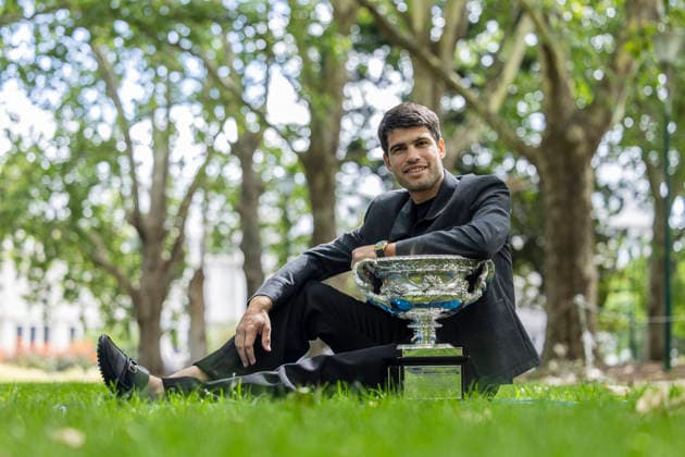 (260202) -- MELBOURNE, Feb. 2, 2026 -- Carlos Alcaraz of Spain poses with the Norman Brookes Challenge Cup during the 2026 Australian Open men s champion media opportunity at the Royal Exhibition Building in Melbourne, Australia, Feb. 2, 2026. (Photo by Xinhua) (SP)AUSTRALIA-MELBOURNE-TENNIS-AUSTRALIAN OPEN-TROPHY-ALCARAZ HuxJingchen 