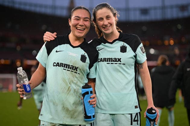 ASFAR v Gotham FC - FIFA Women s Champions Cup 2026 Third Place Play Off LONDON, ENGLAND - FEBRUARY 01: Andrea Kitahata of Gotham FC poses for a photograph with Talia Sommer after the FIFA Women s Champions Cup 2026 Third Place Play Off match between ASFAR and Gotham FC at Arsenal Stadium on February 01, 2026 in London, England., Credit:Annabel RH Avalon United Kingdom, England, London, Arsenal Stadium  Copyright: xAnnabelx xRHx xAvalonx 1071399693