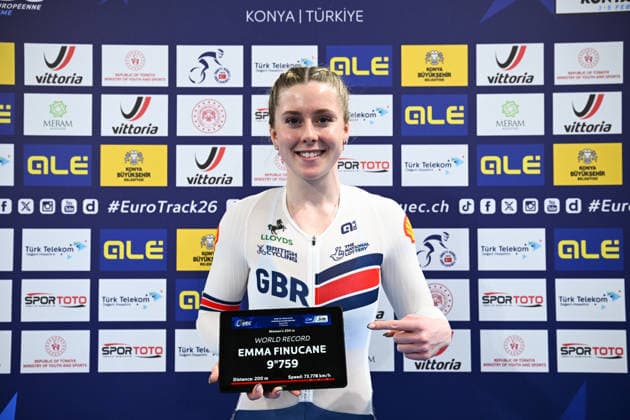 2026 UEC Track Elite European Championships Picture by Olly Hassell SWpix.com - 02 02 2026 - Cycling - 2026 UEC Track Elite European Championships - Konya Velodrome, Konya, Türkiye - Women s Sprint Qualifying - Emma Finucane (Great Britain) after the Women s Sprint Qualifying 200m flying start setting a new world record of 9.759 Copyright: x xSWpix.comx(t axPhotographyxHubxLtd)xOllyxHassell SWpix.comx SWP-3177-0240